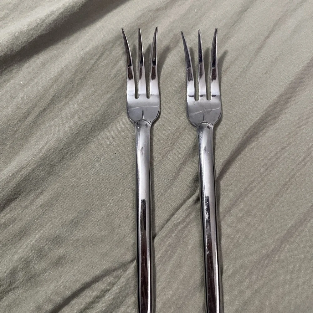 Mikasa  stainless Meat Fork 2 Piece